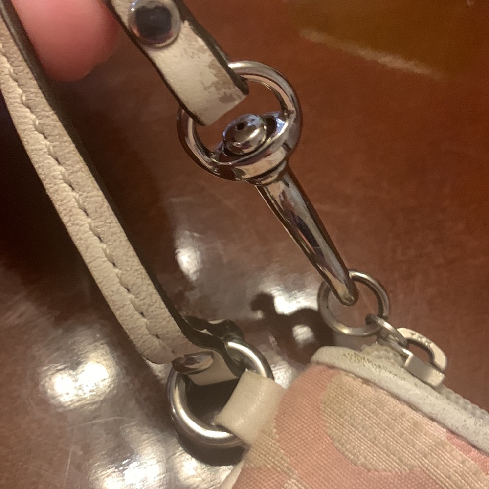 AUTHENTIC: Pink Coach wristlet - Picture 7 of 7